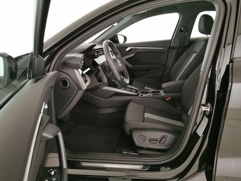 Audi A3 IV 2024 Sportback Sportback 35 2.0 tdi Advanced S-tronic