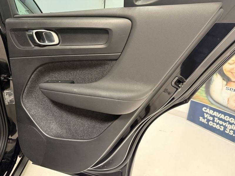 Volvo XC40 Recharge T4 Plug-in Hybrid auto Recharge Core