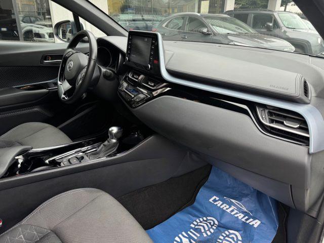 TOYOTA C-HR 2.0 Hybrid E-CVT Morebusiness