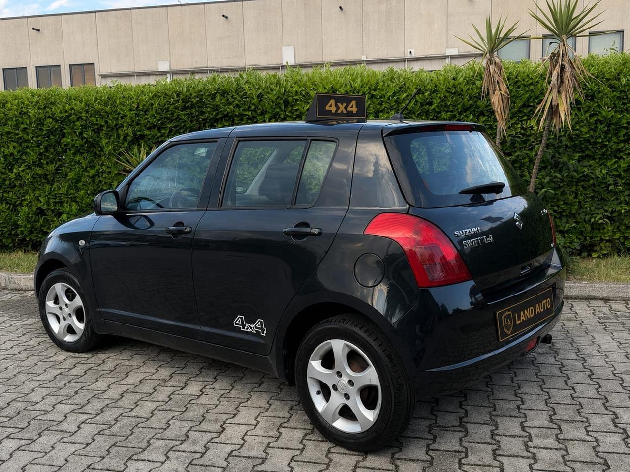 SUZUKI SWIFT 1.3i 4X4 – 130.000 KM – OTTIME CONDIZIONI