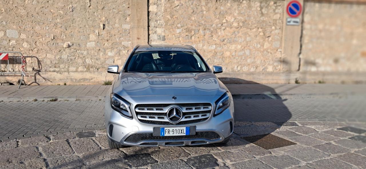 Mercedes-benz GLA 200 d Automatic Premium
