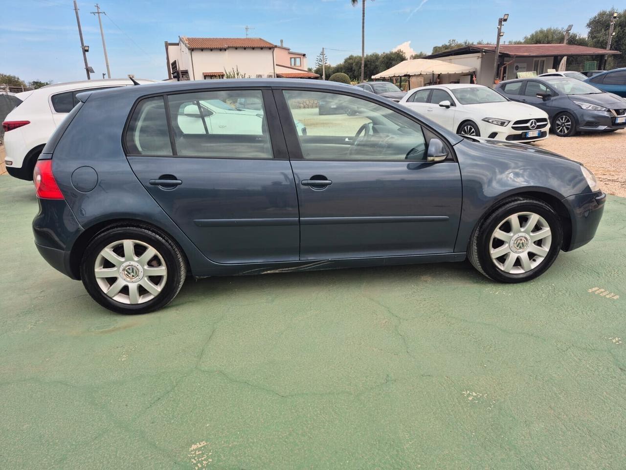 Volkswagen Golf 2.0 16V TDI 5p. Comfortline 140cv