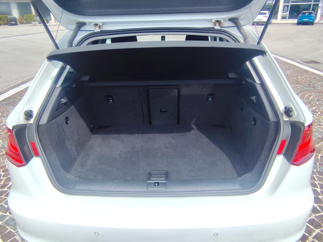 Audi A3 SPB 2.0 TDI S tronic Ambition