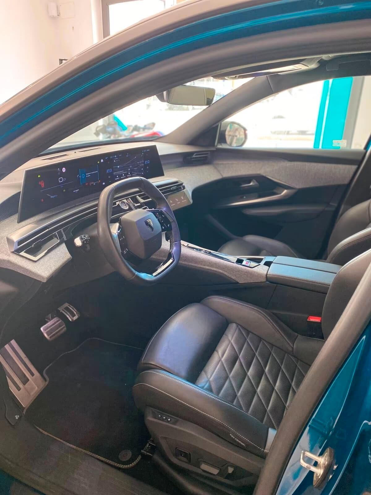 Peugeot 3008 Hybrid 136 e-DCS6 GT