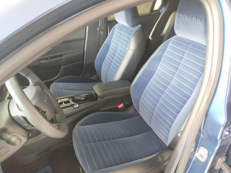 Lancia Ypsilon Ypsilon Hybrid e-DCT Edizione Cassina