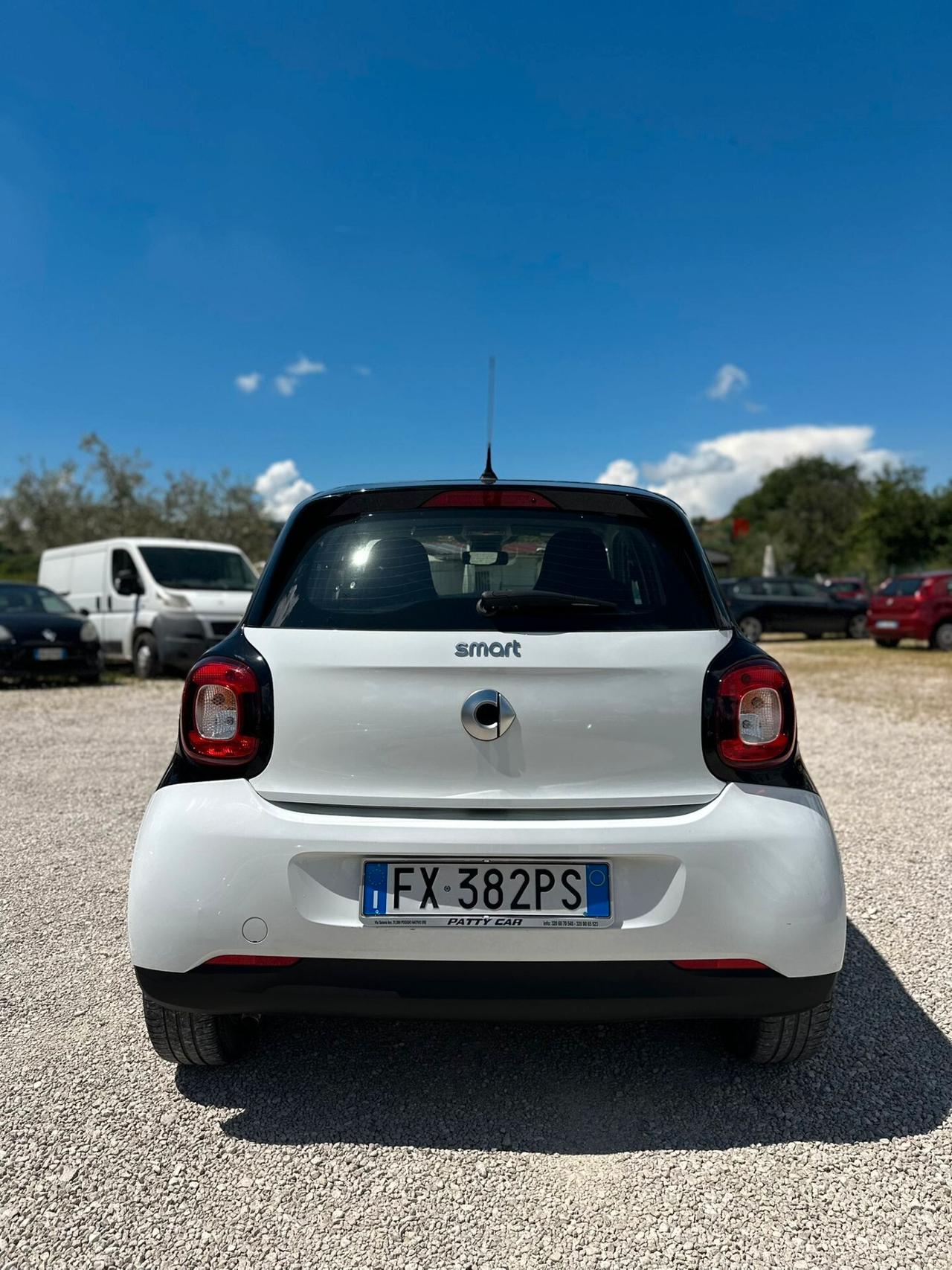 Smart ForFour 70 1.0 Youngster