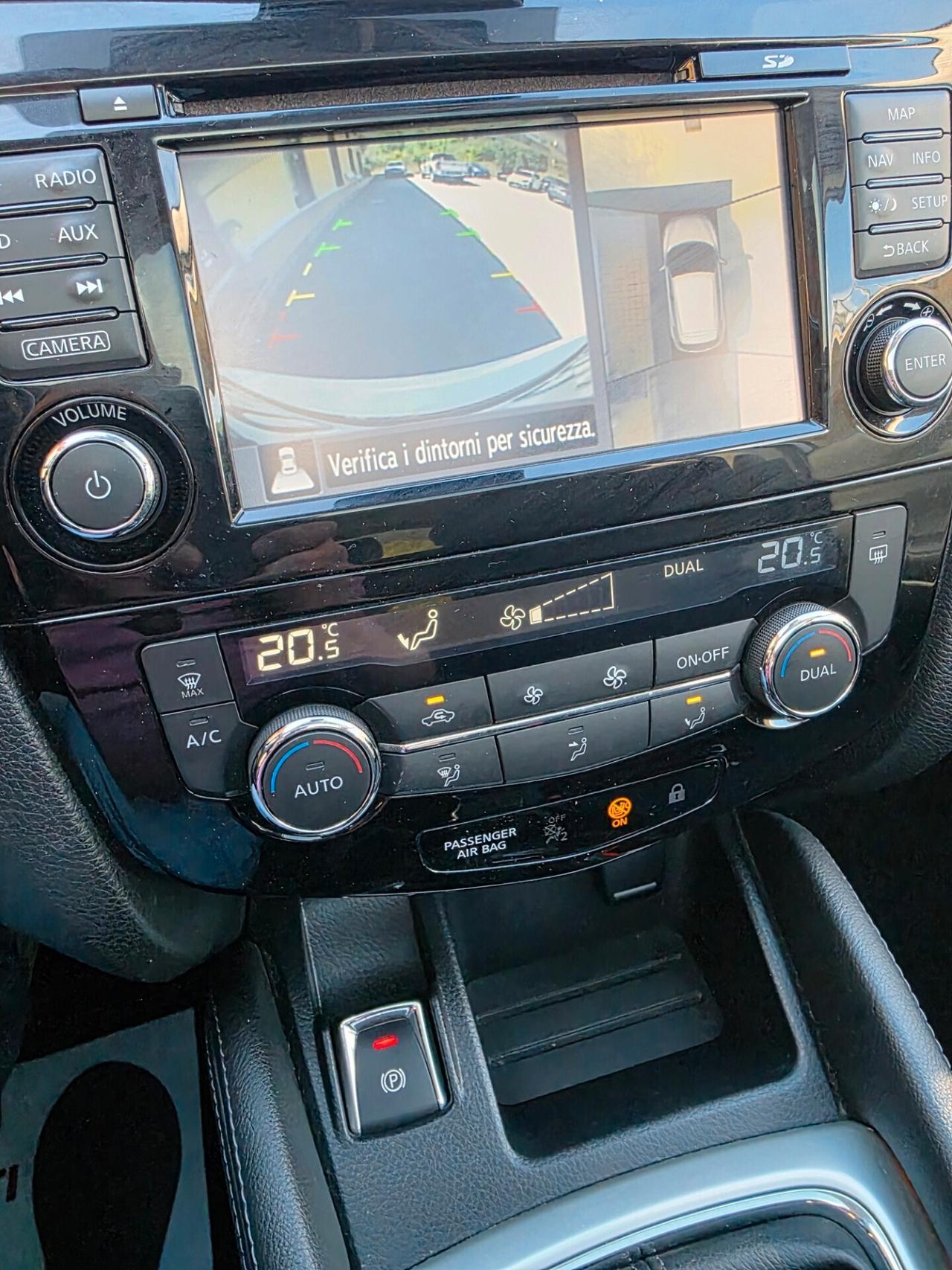 Nissan Qashqai 1.5 dCi N-Vision