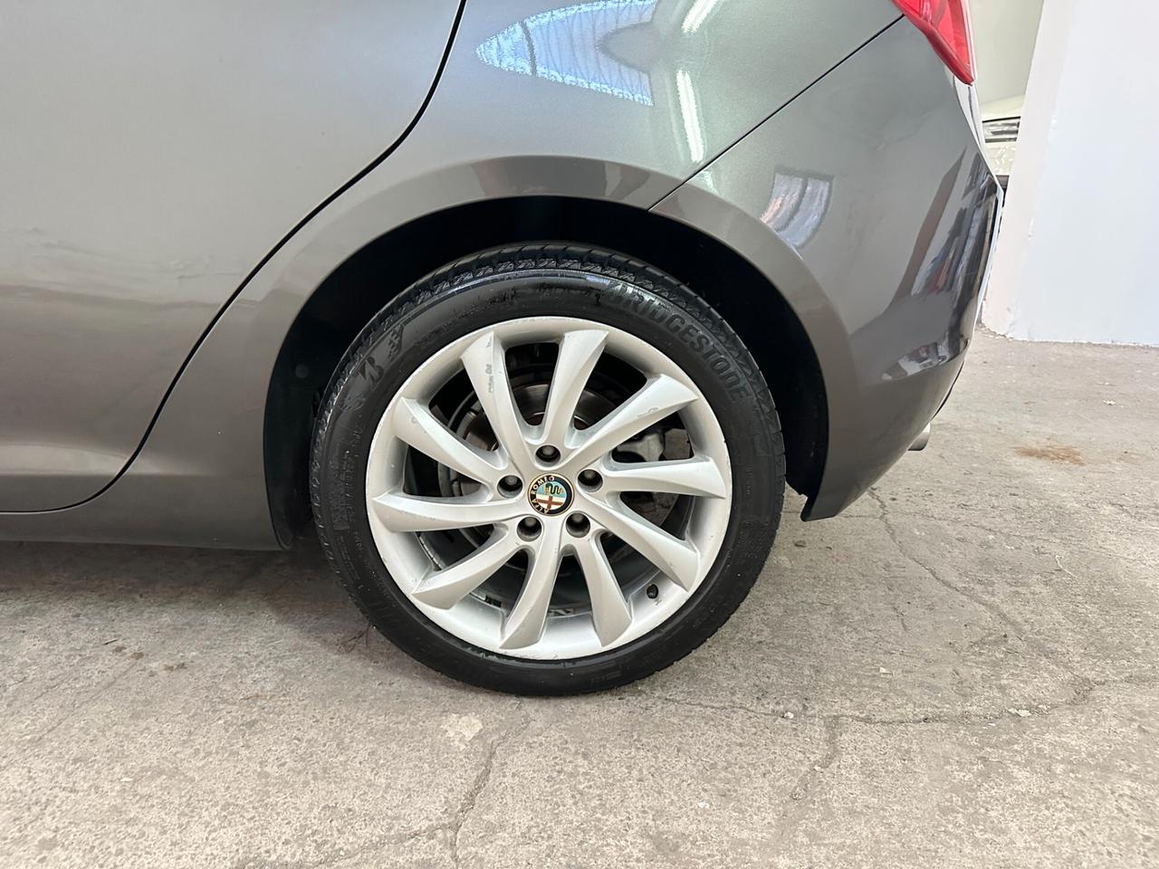 Alfa Romeo Giulietta 1.6 JTDm-2 105 CV Distinctive