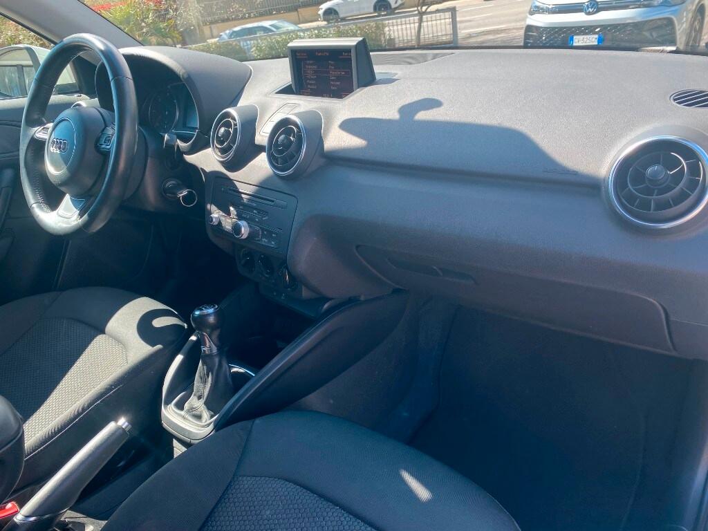 AUDI A1/S1 A1 SPB 1.6 TDI Attraction