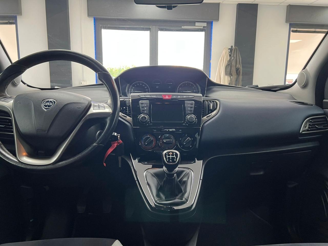 Lancia Ypsilon 1.2 69 CV 5 porte GPL Ecochic Gold