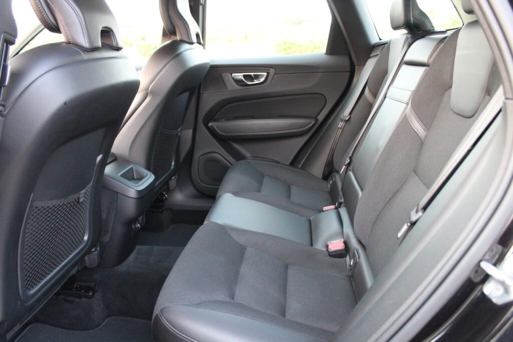 VOLVO XC60 2.0 D4 190cv *FULL LED *PELLE