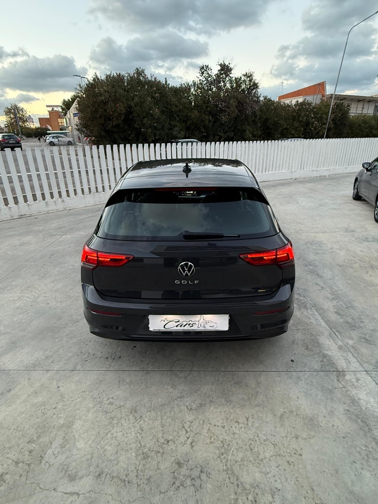 Volkswagen Golf 1.0 TSI EVO Life