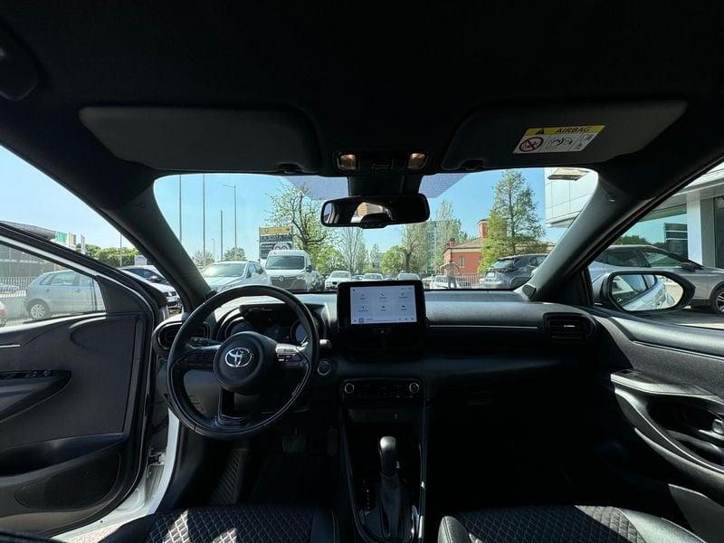 Toyota Yaris Hybrid Style MY22