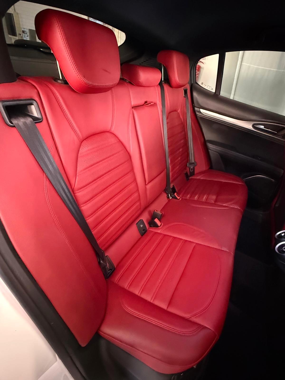 Alfa Romeo Stelvio 2.2c.c 210 CV AT8 Q4 Veloce
