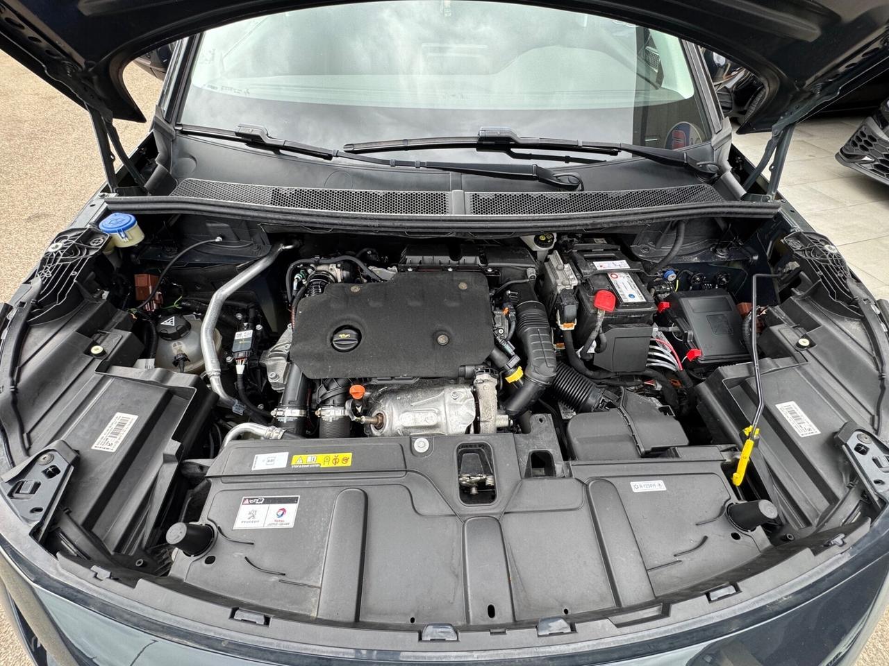 Peugeot 3008 HDi 130 EAT8 Allure Retroc led Iva
