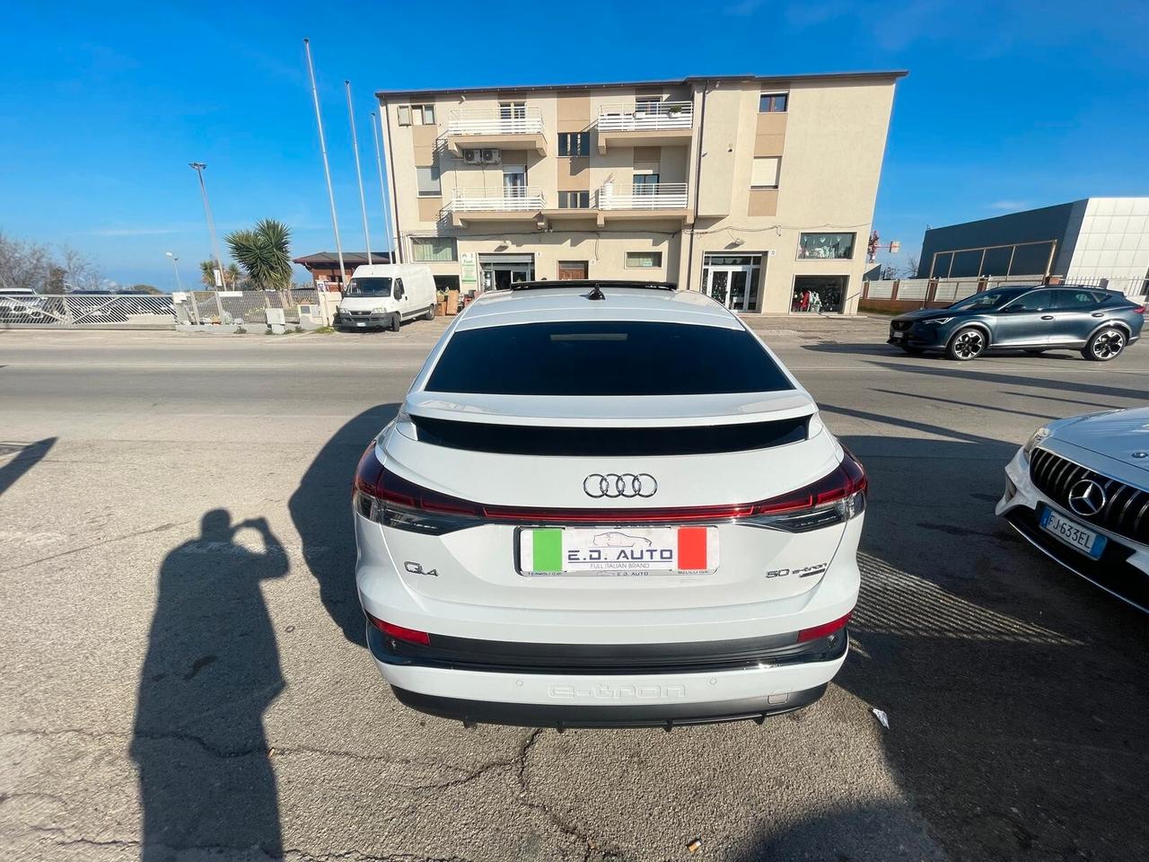 Audi Q4 50 e-tron quattro S line edition