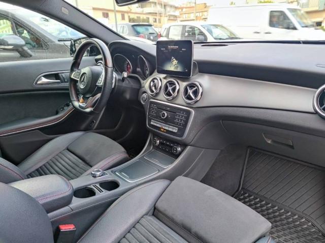 Mercedes Classe GLA 200 d Premium 4matic auto