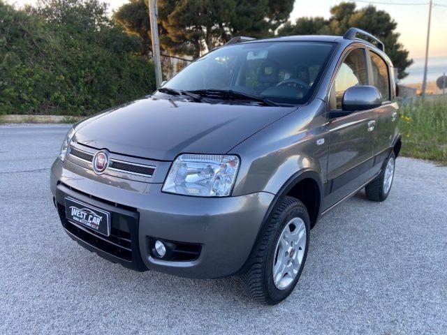 FIAT Panda 1.3 MJT 16V DPF 4x4 Climbing