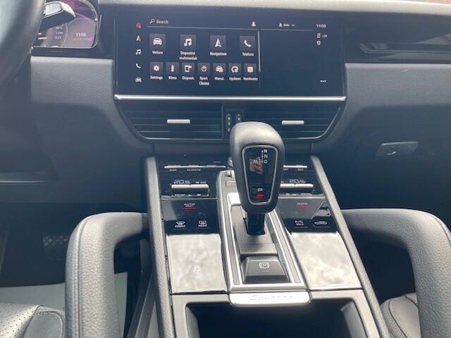 Porsche Cayenne Coupé 3.0 V6