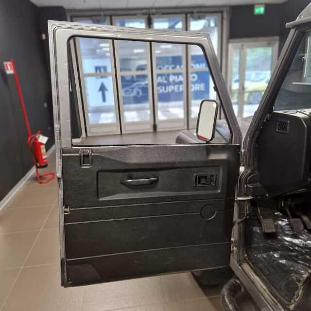 Land Rover Defender 90 2.2 TD4 Pick Up