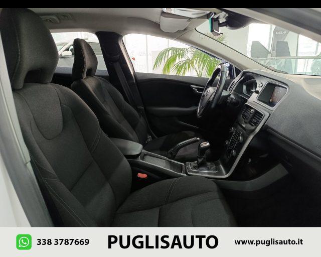 VOLVO V40 D2 Kinetic
