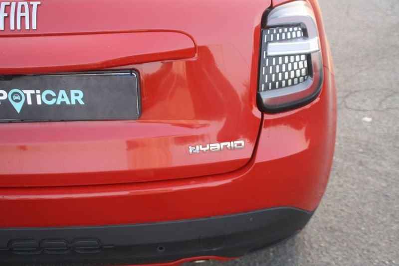 FIAT 600 1.2 Hybrid 100cv La Prima