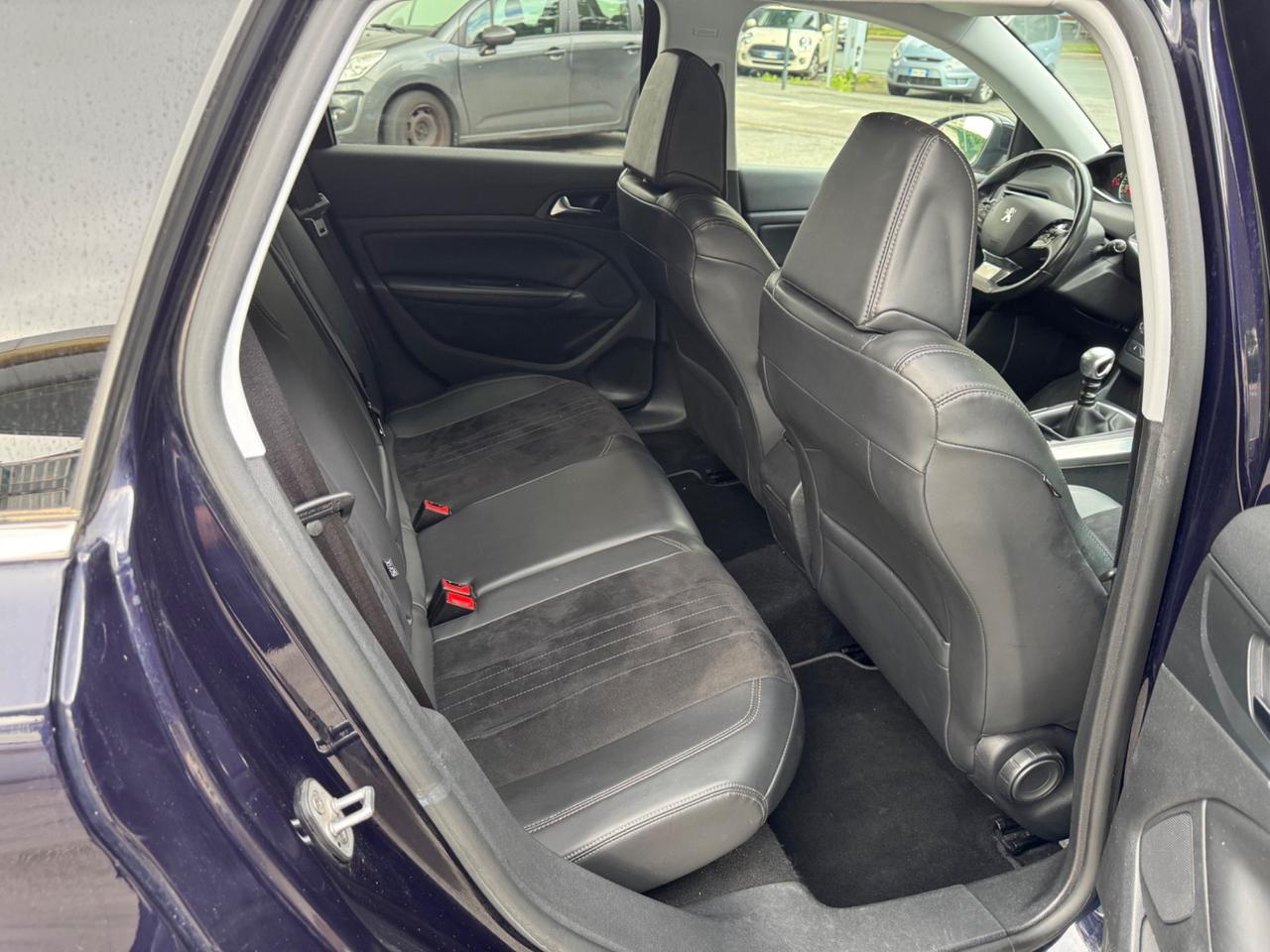 Peugeot 308 1.6 e-HDi 115 CV Stop&Start SW GT Line