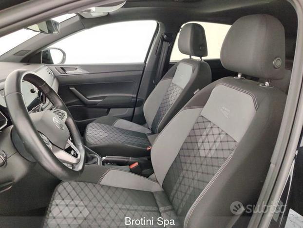 Volkswagen Taigo 1.0 TSI 110 CV R-Line