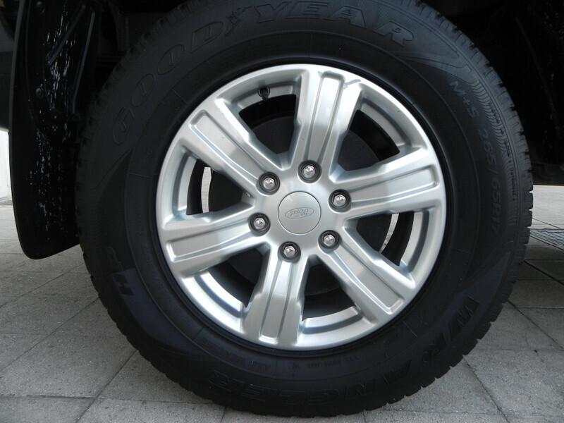Ford Ranger 2.0 TDCi aut. DC Limited 5 posti