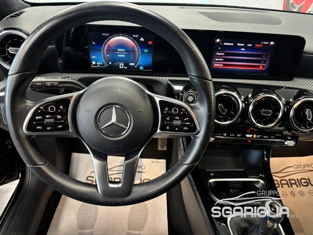 Mercedes A 180 d Executive Full Optional