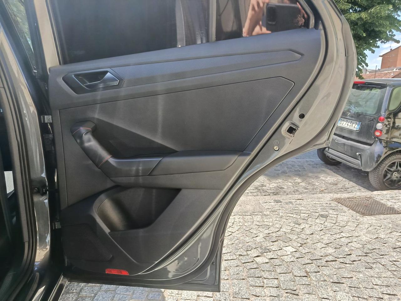 Volkswagen T-Roc R Line Plus 1.5 TSI #10942