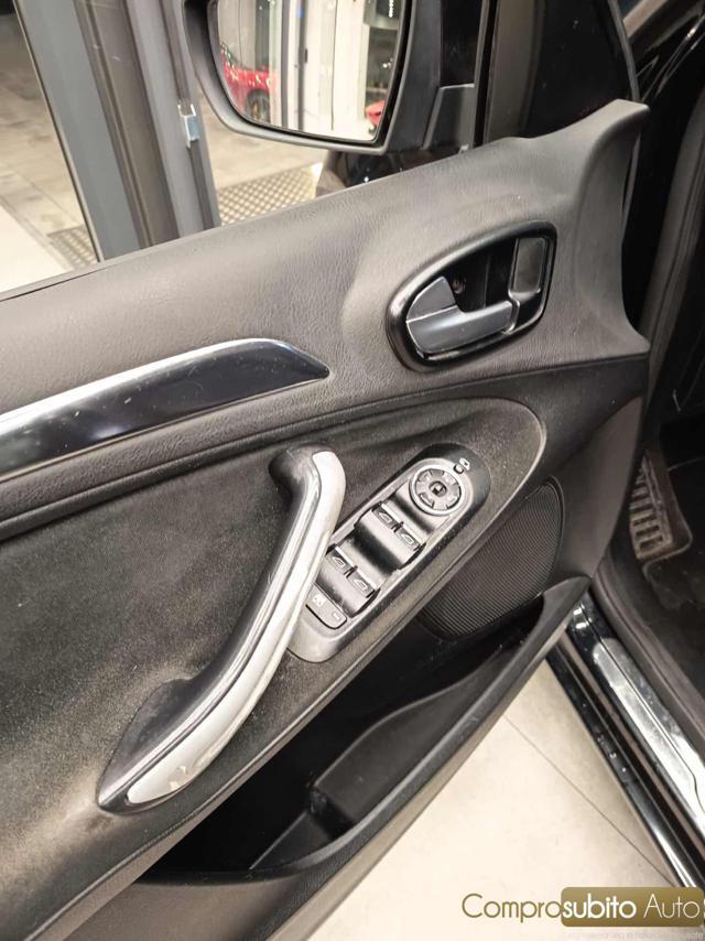 FORD S-Max 2.0 TDCi 140CV Titanium DPF