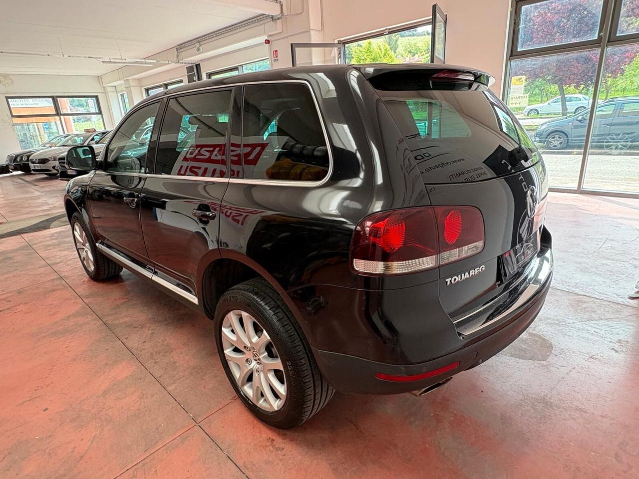 VOLKSWAGEN TOUAREG 4X4 CAMBIO AUT. Km 131.707 Diesel 3.0 V6 CV 224 KW 165