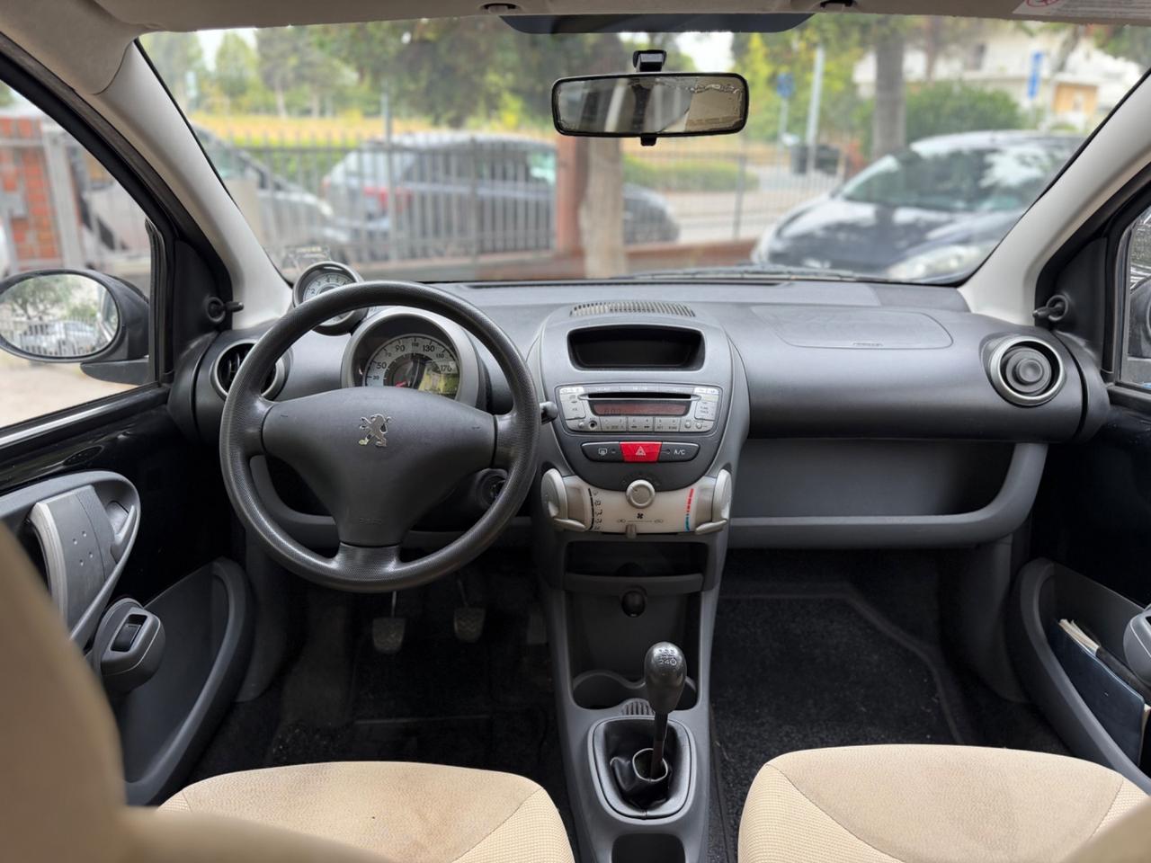 Peugeot 107 1.0 68CV 3p. Plaisir