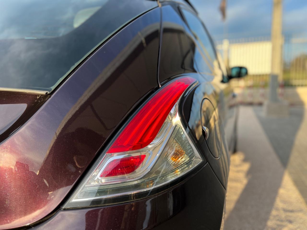Lancia Ypsilon 1.3 MJT 95 CV 5 porte S&S Platinum TETTO PELLE