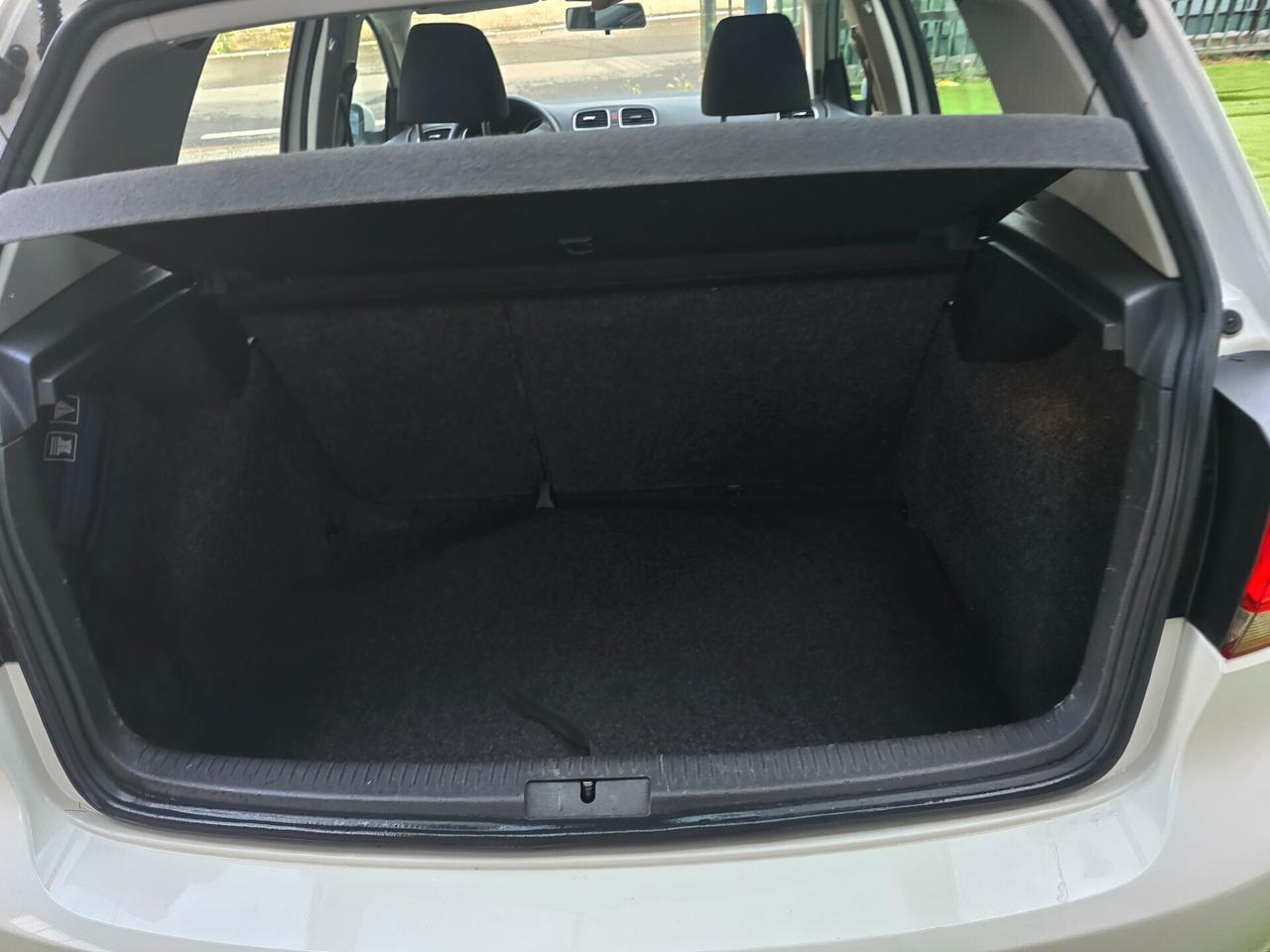 Volkswagen Golf 1.6 TDI 105CV-2012