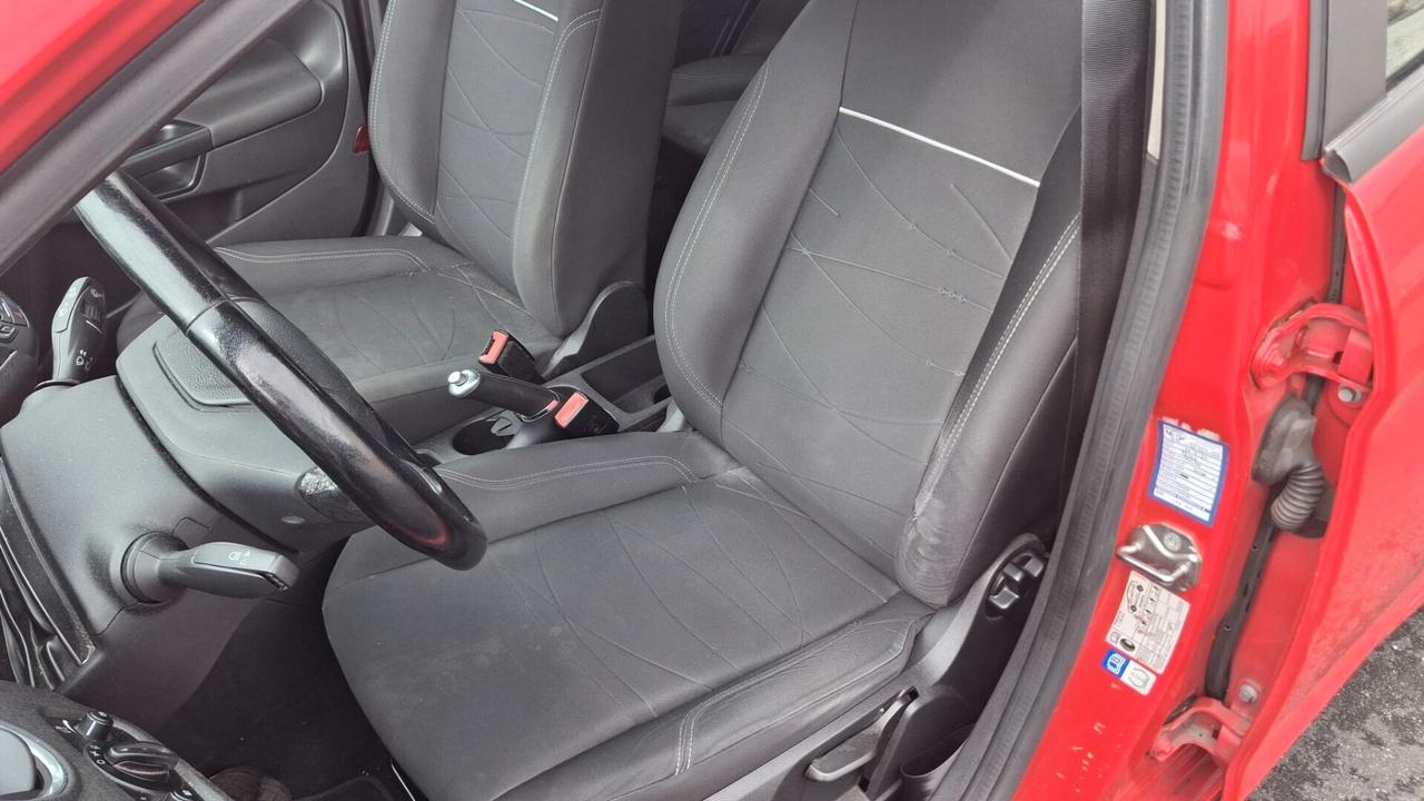Ford Fiesta 1.400 GPL BOMBOLA NUOVA