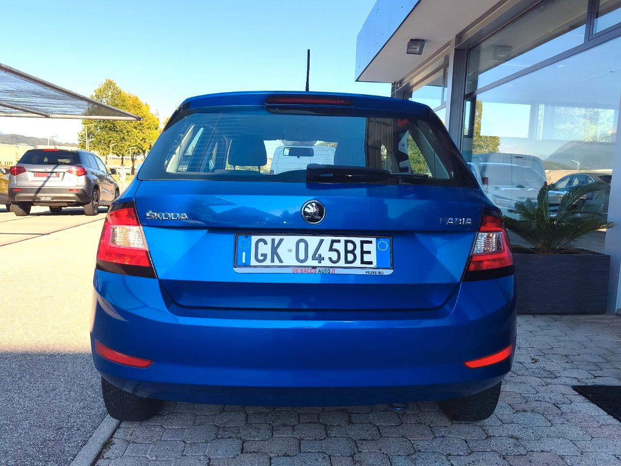 Skoda Fabia 5 Porte Fabia 1.0 mpi 60cv (OK NEOPATENTATI)