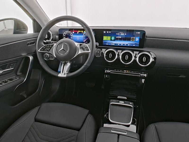 Mercedes-Benz A 180 180 Automatic Progressive Advanced