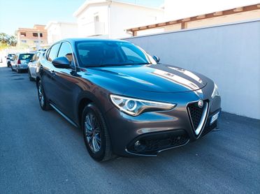 Alfa Romeo Stelvio 2.2 Turbodiesel 190 CV AT8 RWD Business
