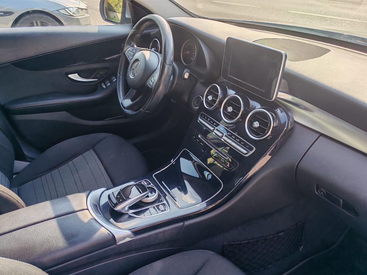 Mercedes-benz C 220 200 d Auto Premium