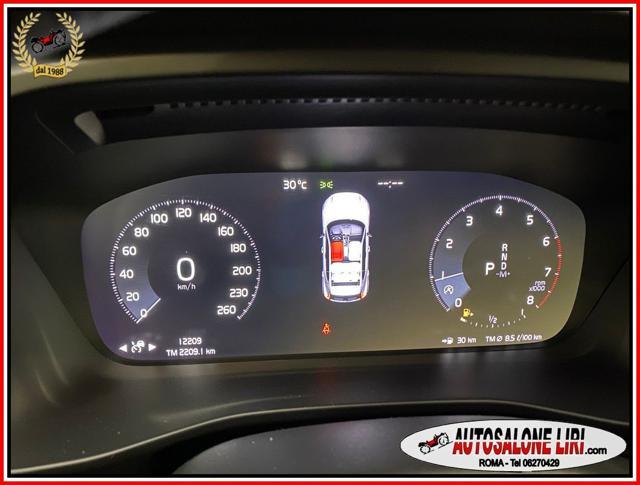 VOLVO XC40 T3 Geartronic Momentum Pro 1.5 163cv