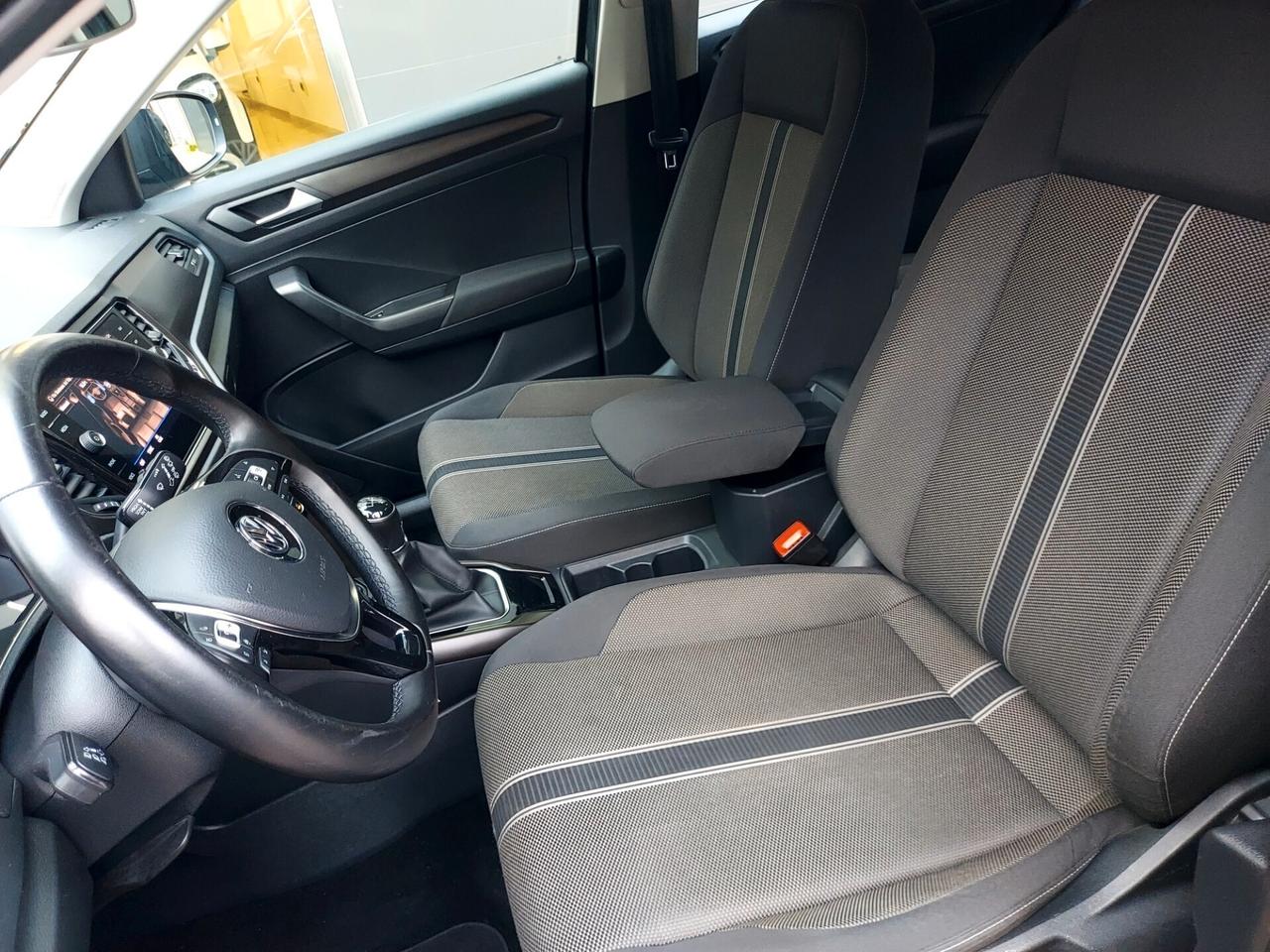Volkswagen T-Roc 1.6 TDI SCR Business BlueMotion Technology