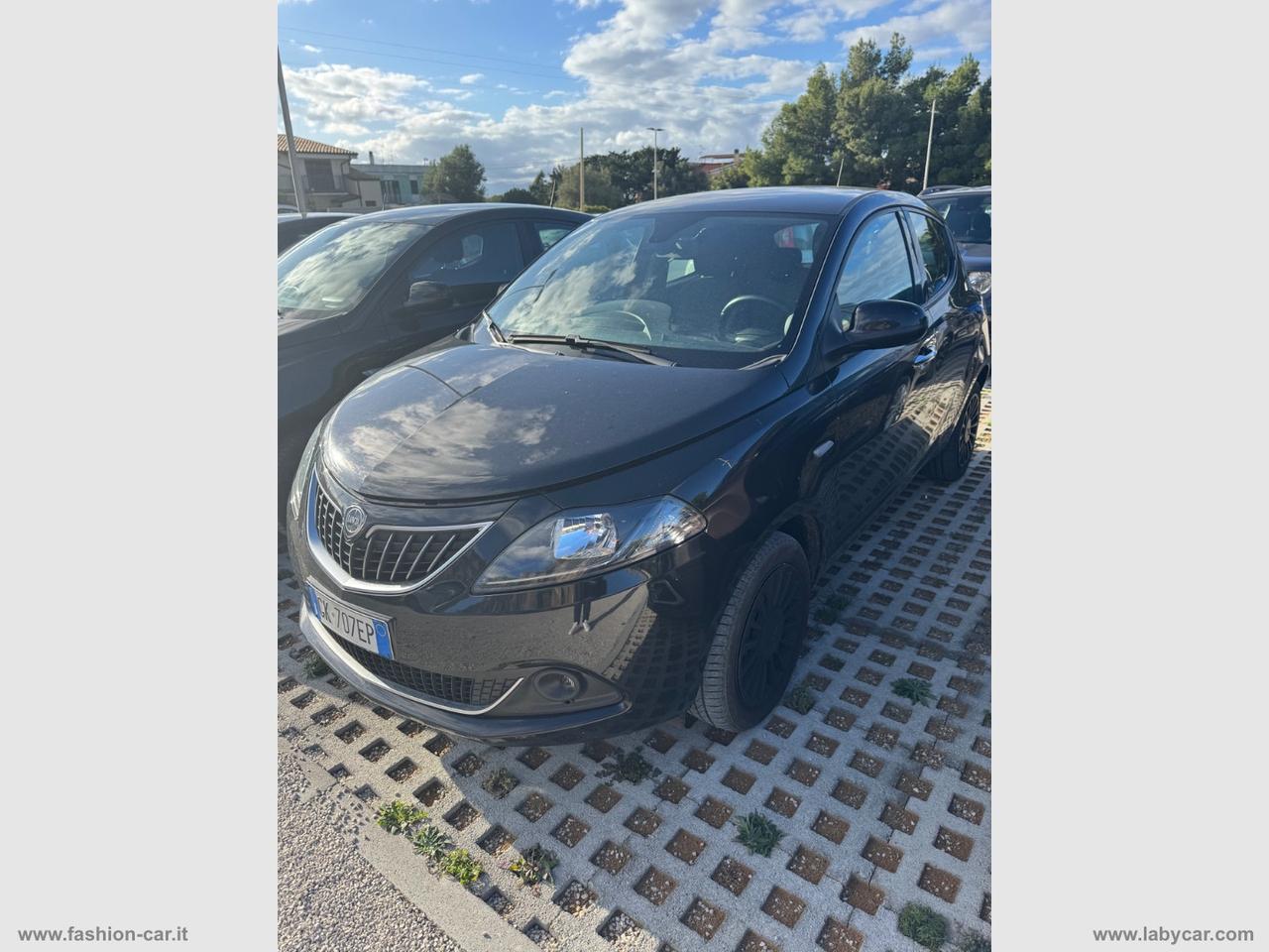 LANCIA Ypsilon 1.2 69 CV 5p. GPL Ecochic Gold