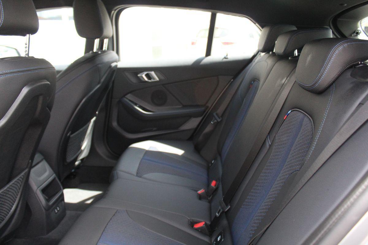 BMW - Serie 1 - 118i Msport 5p auto