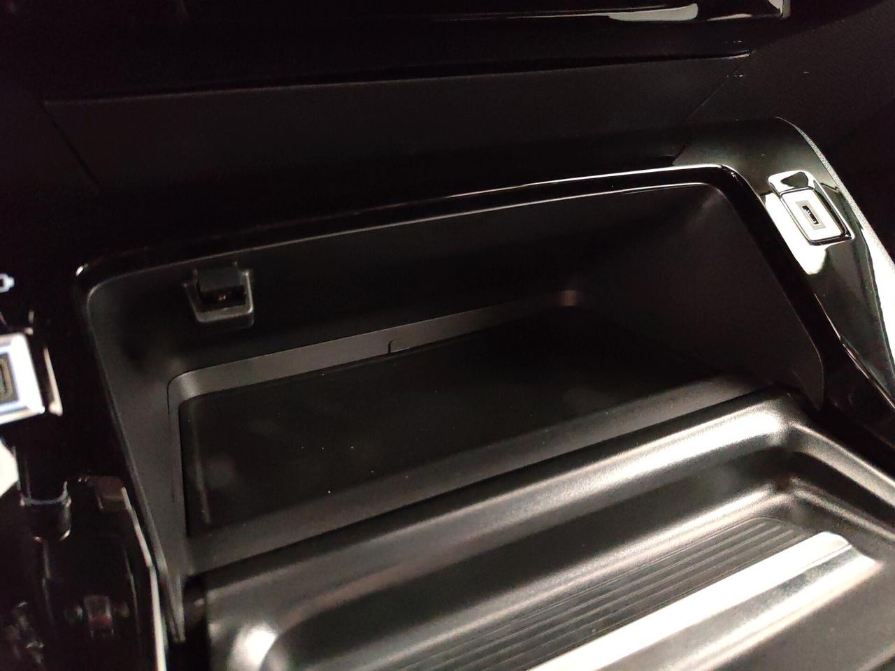 Peugeot 2008 Hybrid 145 e-DCS6 Allure