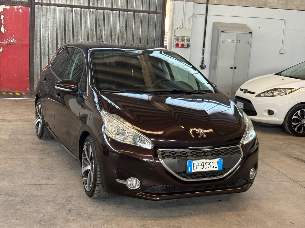 Peugeot 208 1.6 VTi 120 CV 5 porte Allure