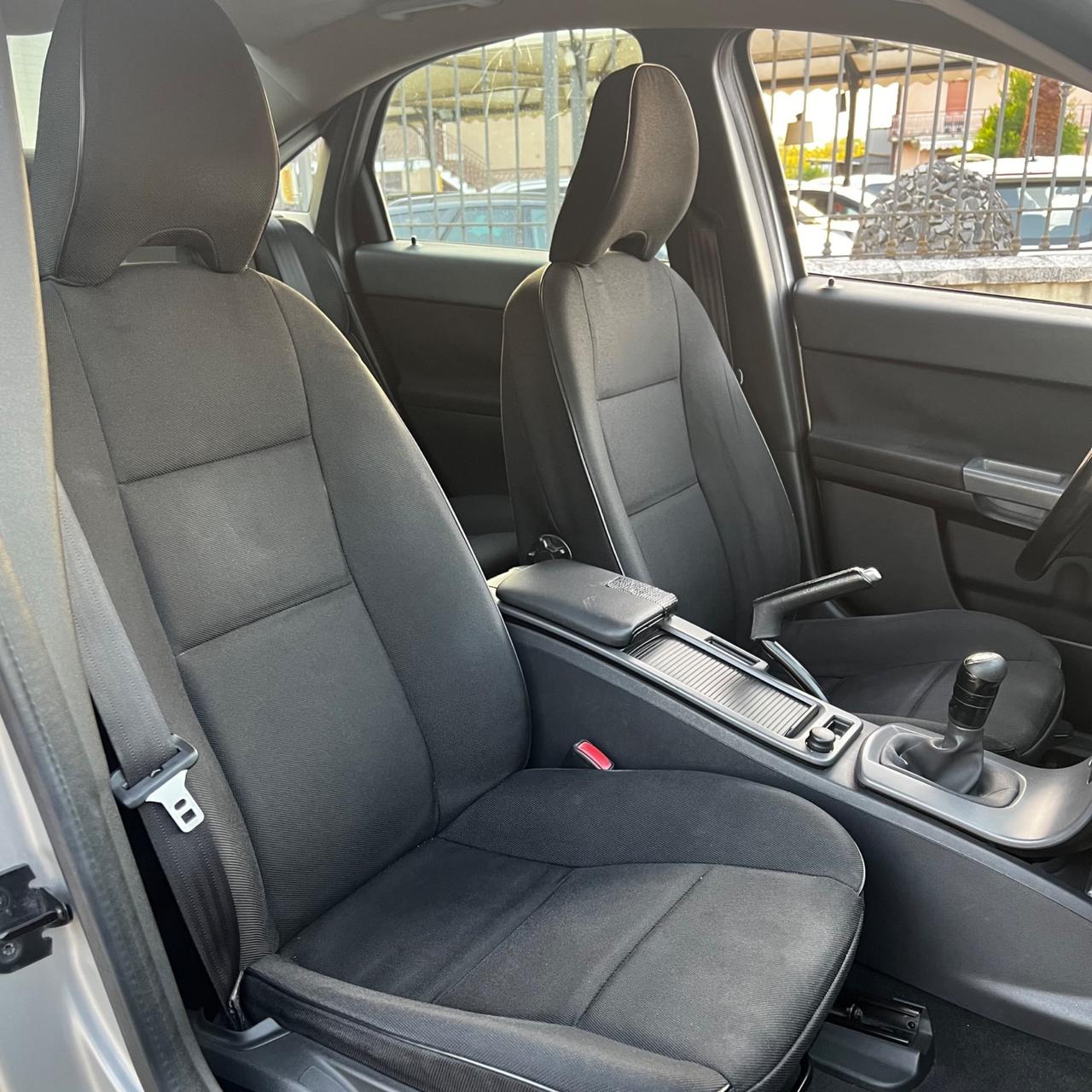 Volvo S40 1.6 Diesel 109 Cv berlina , 10/2009