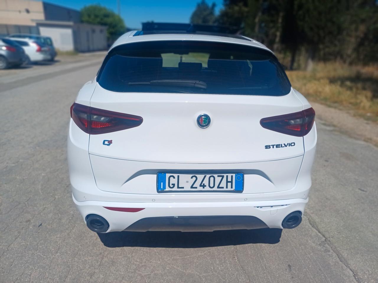 Alfa Romeo Stelvio 2.2 Turbodiesel 210 CV AT8 Q4 Veloce TETTO/PELLE/SEDILI RISCALDABILI/CAMERA/FULL OPTIONAL/