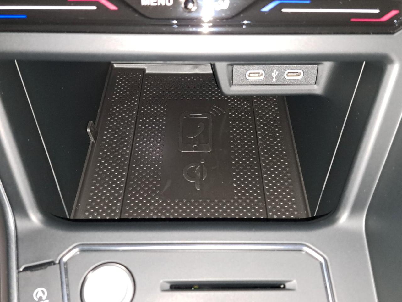 Volkswagen Taigo 1000 TSI 116CV R-Line DSG Km.0